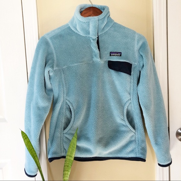 light blue patagonia pullover